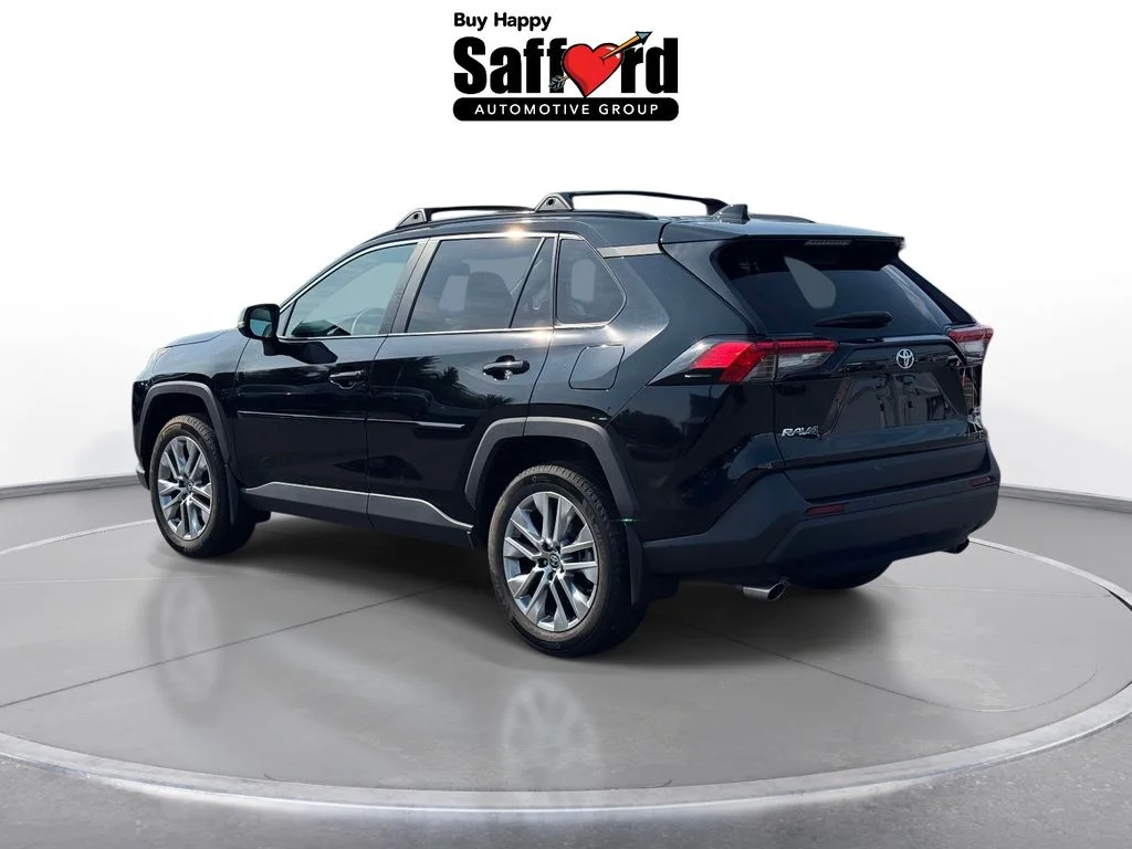 Used 2024 Black Toyota XLE Premium image 6