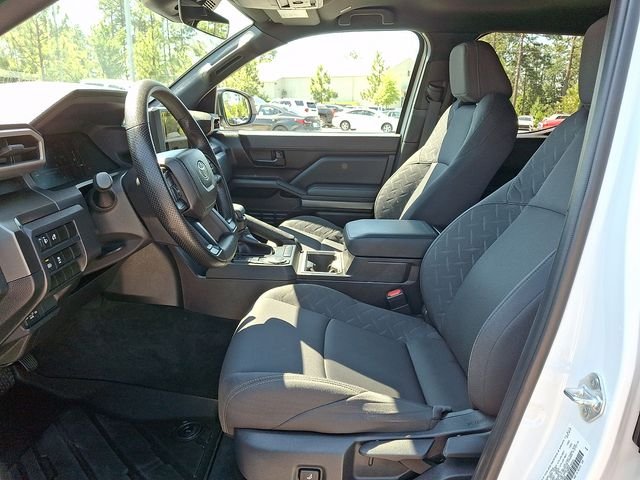 Used 2025 White Toyota SR5 image 17