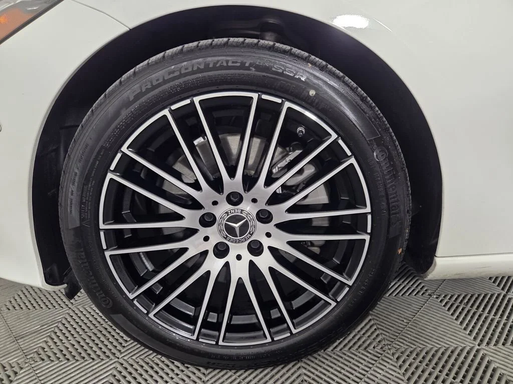 Used 2025 White Mercedes-Benz C 300 image 8