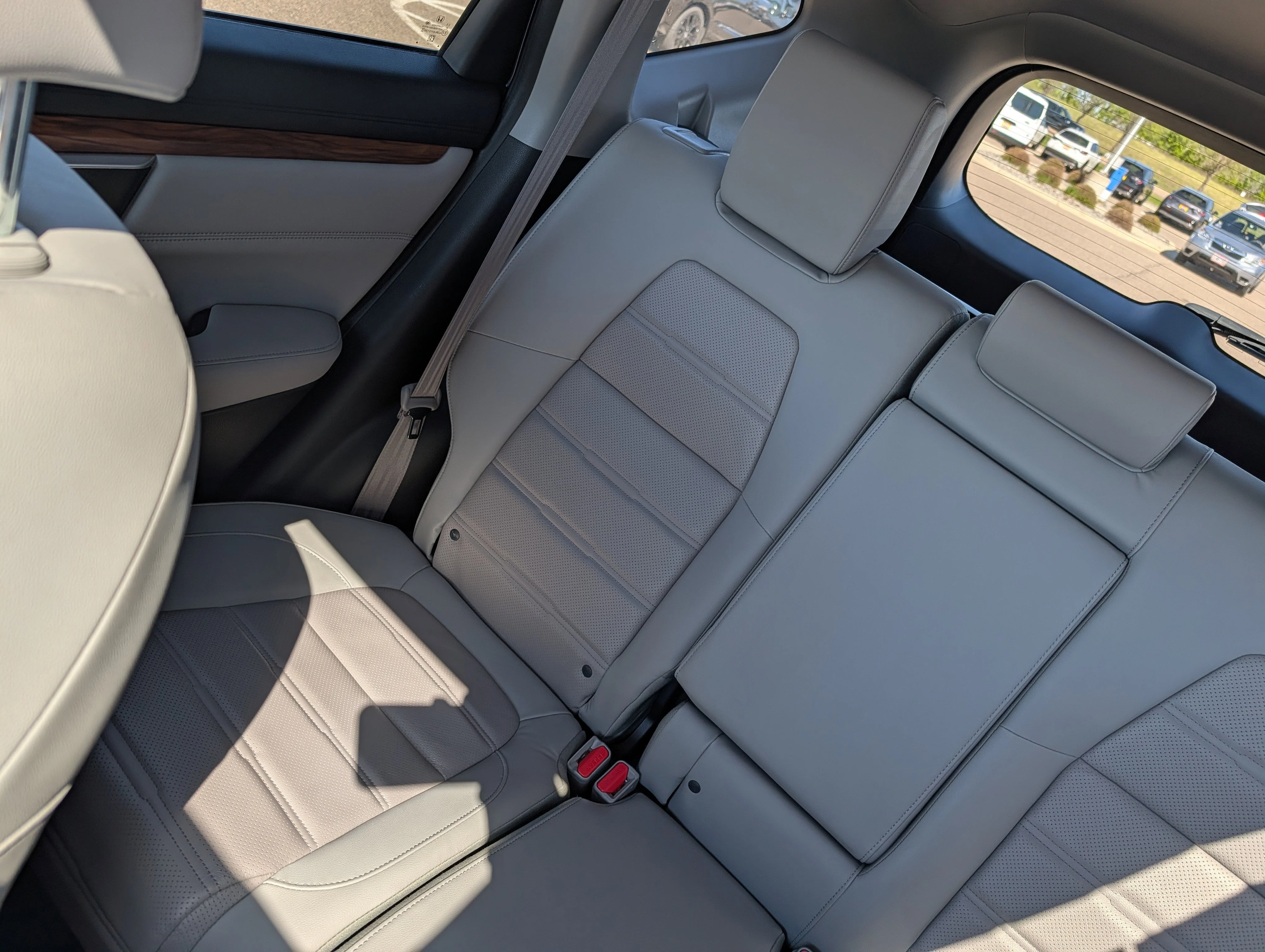 Used 2022 Obsidian Blue Pearl Honda EX-L image 12
