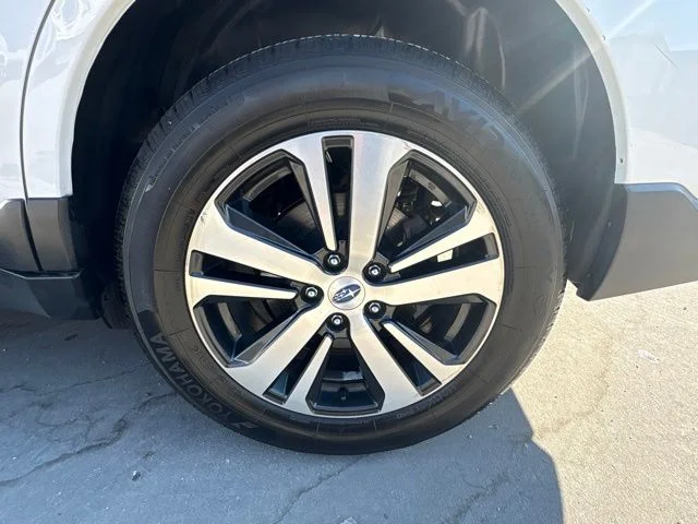 Used 2018 White Subaru 3.6R image 9