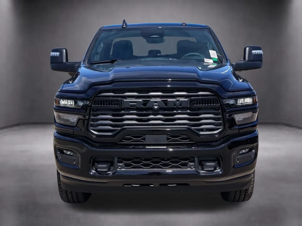 New 2026 Diamond Black Crystal Pearl-Coat Exterior Paint RAM Big Horn Night Edition image 8