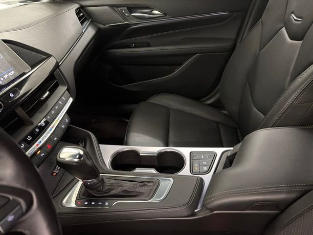 Used 2026 Summit White Cadillac Premium Luxury image 33