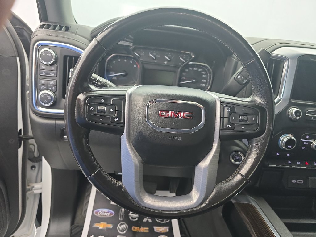 Used 2021 White GMC Elevation image 14