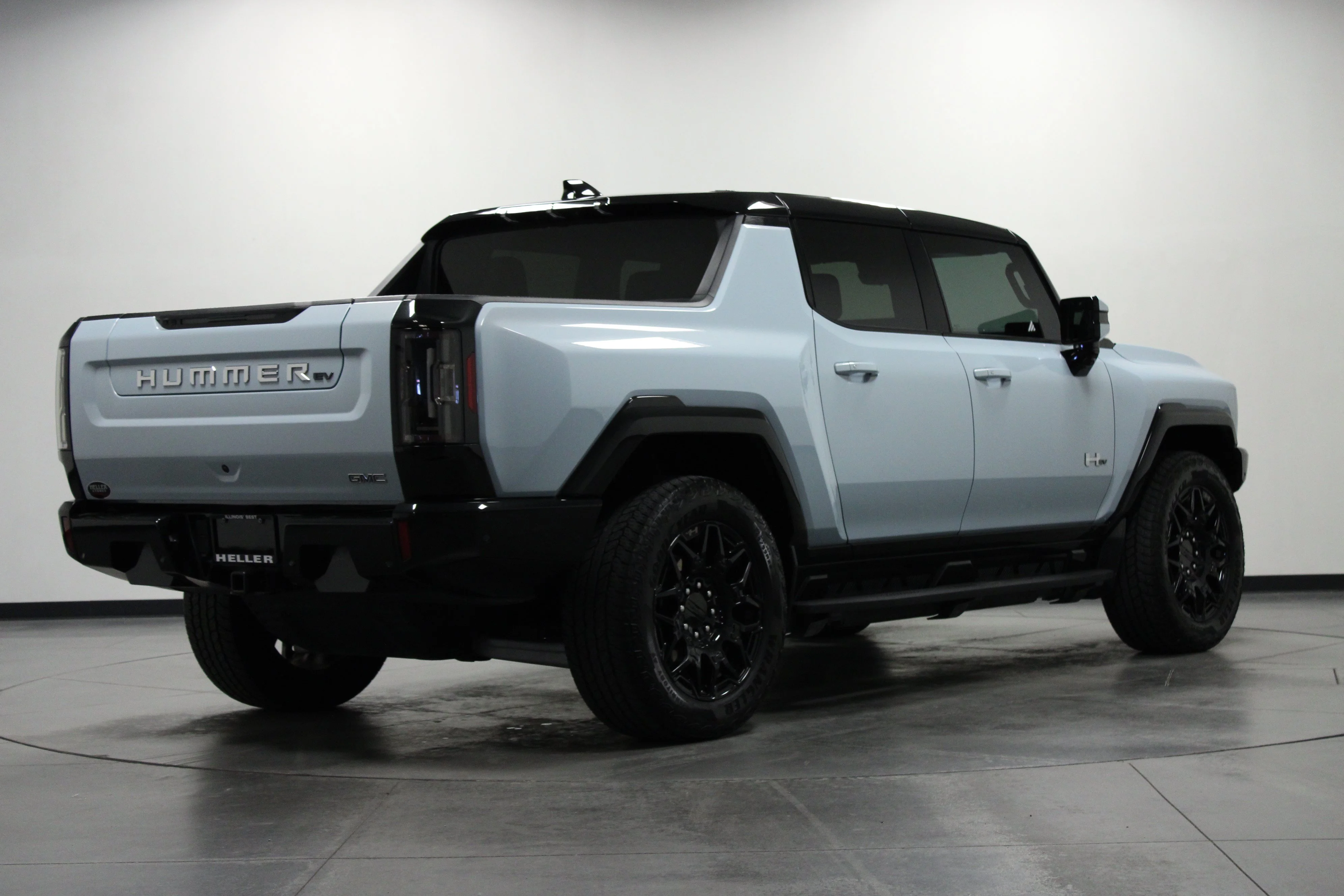 Used 2025 Tide Metallic (No Longer available to order) GMC 2X image 4