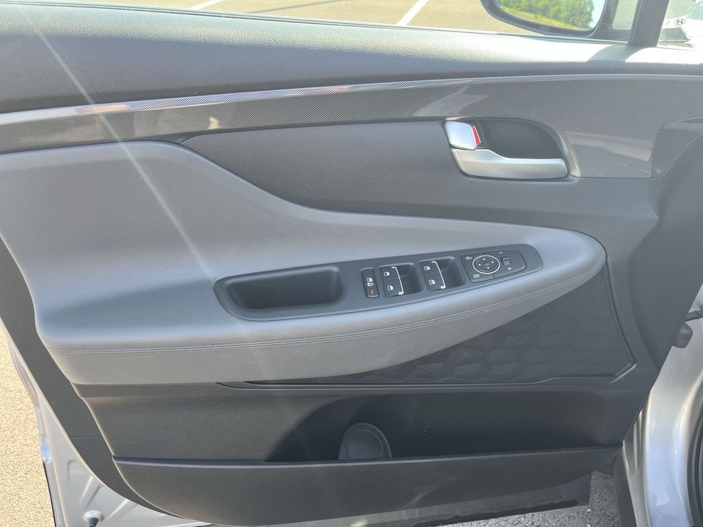 Used 2023 Silver Hyundai SEL image 13