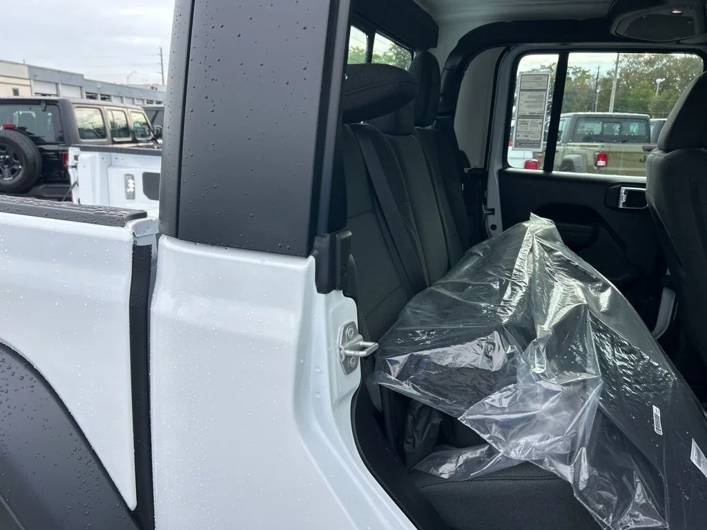 New 2026 Bright White Clear-Coat Exterior Paint Jeep Sport image 28