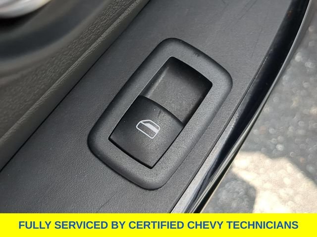 Used 2023 White Jeep Altitude image 38