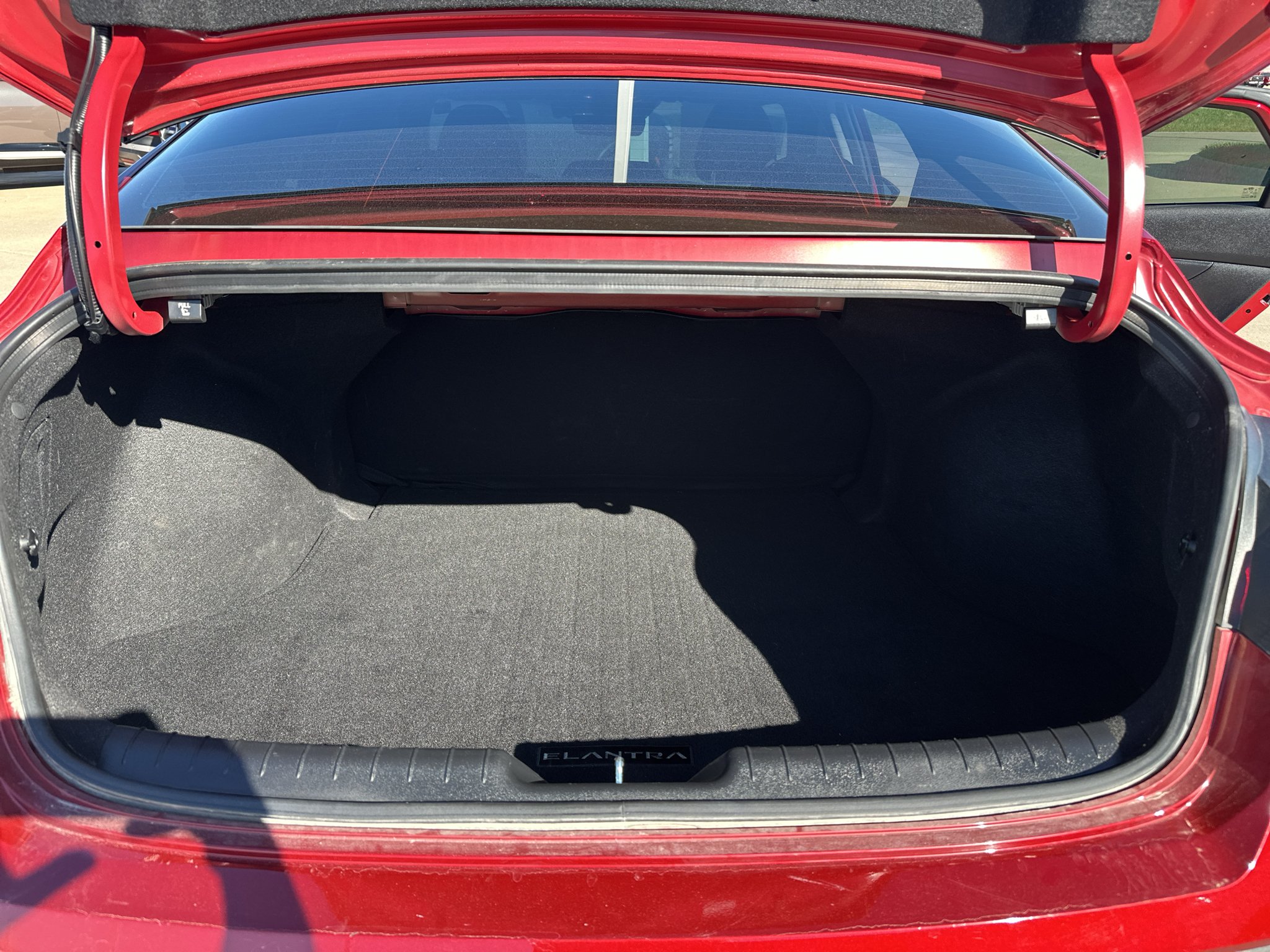 Used 2024 Ultimate Red Hyundai SEL image 32