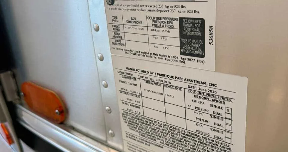 Used 2017 SILVER AIRSTREAM  image 37