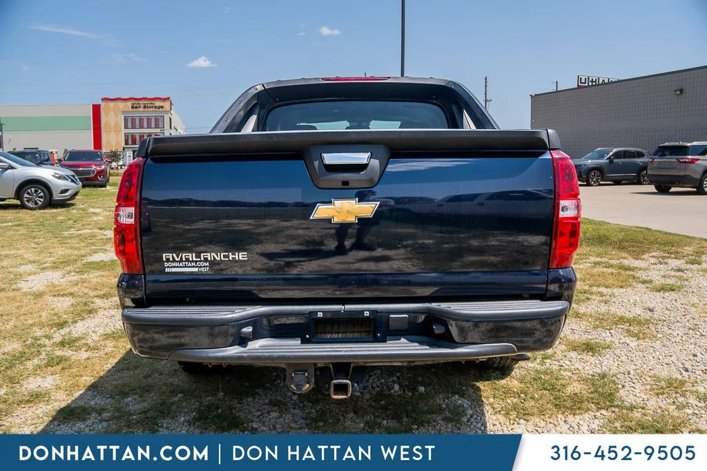 Used 2007 Blue Chevrolet LT image 26