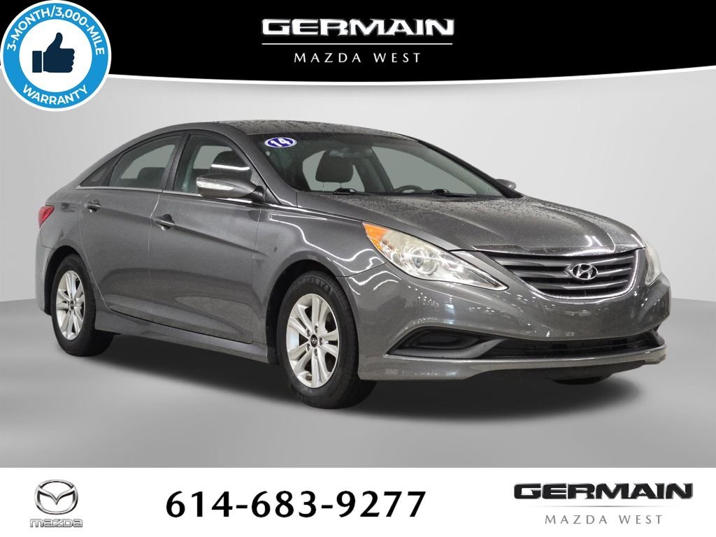 Used 2014 Gray Hyundai GLS image 4