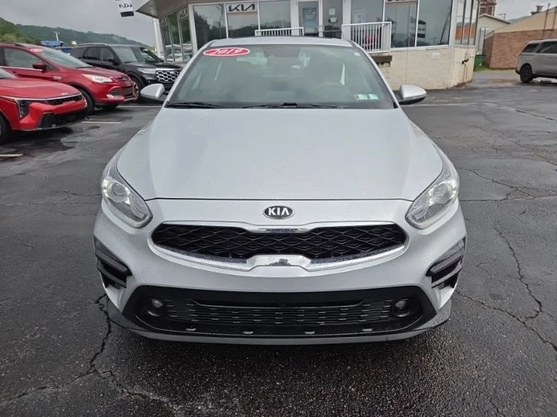 Used 2020 Kia FORTE EX with VIN 3KPF54AD6LE209615 for sale in Beaver Falls, PA