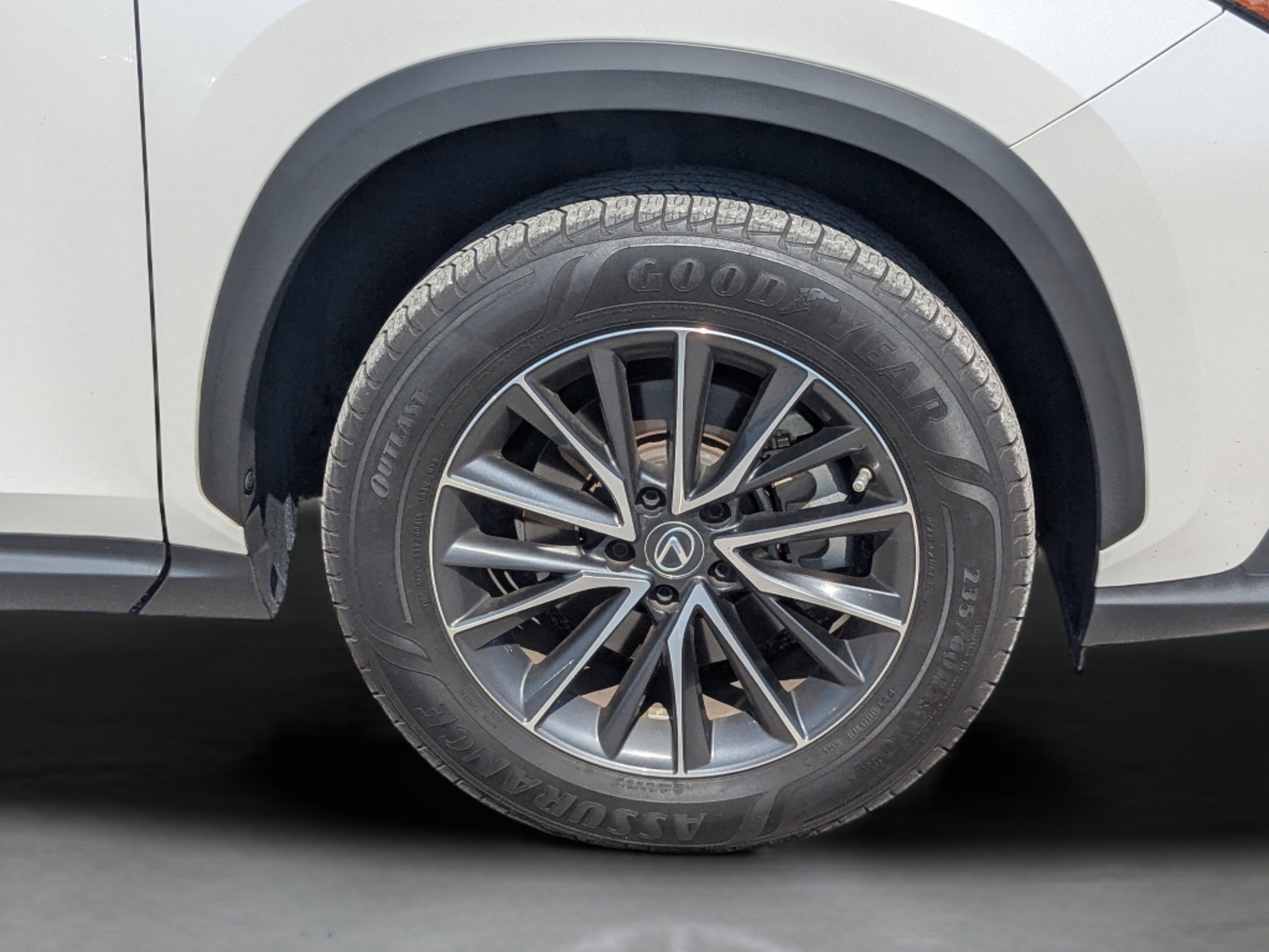 2022 Lexus NX 350 - Photo 34