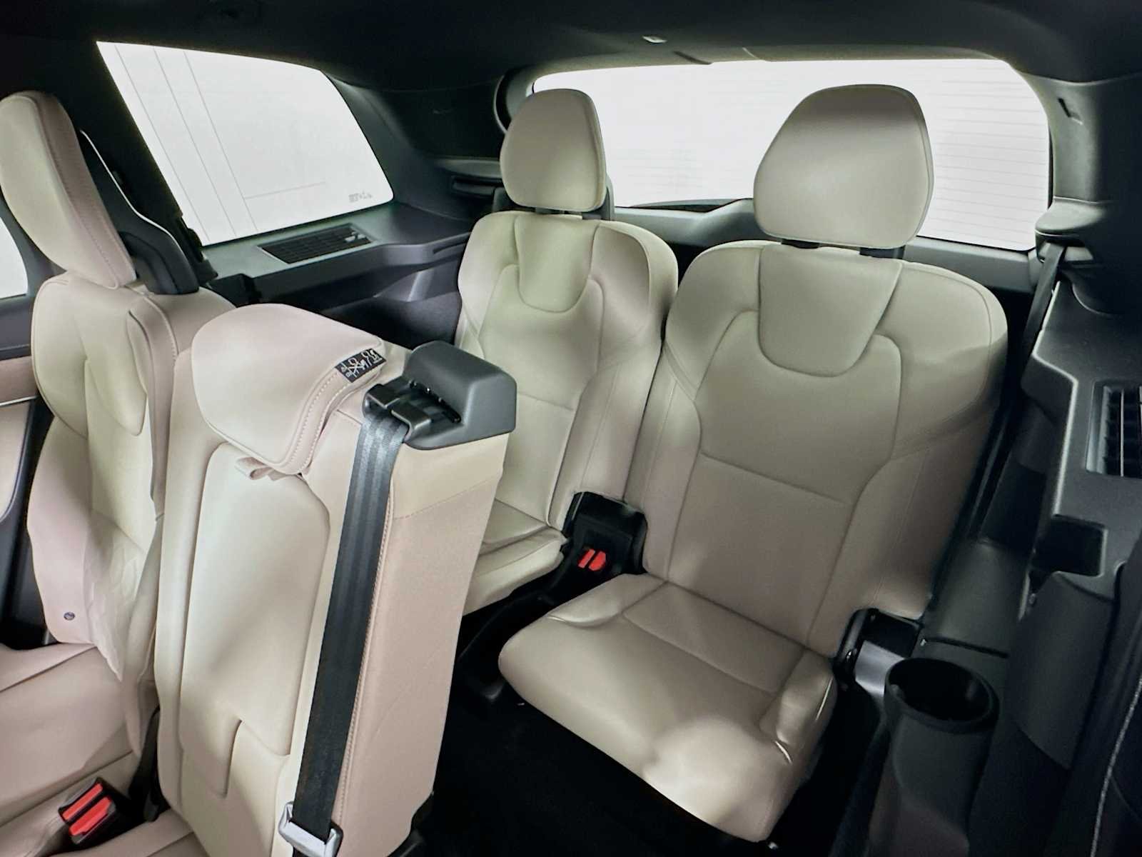 New 2026 Denim Blue Volvo Core image 25