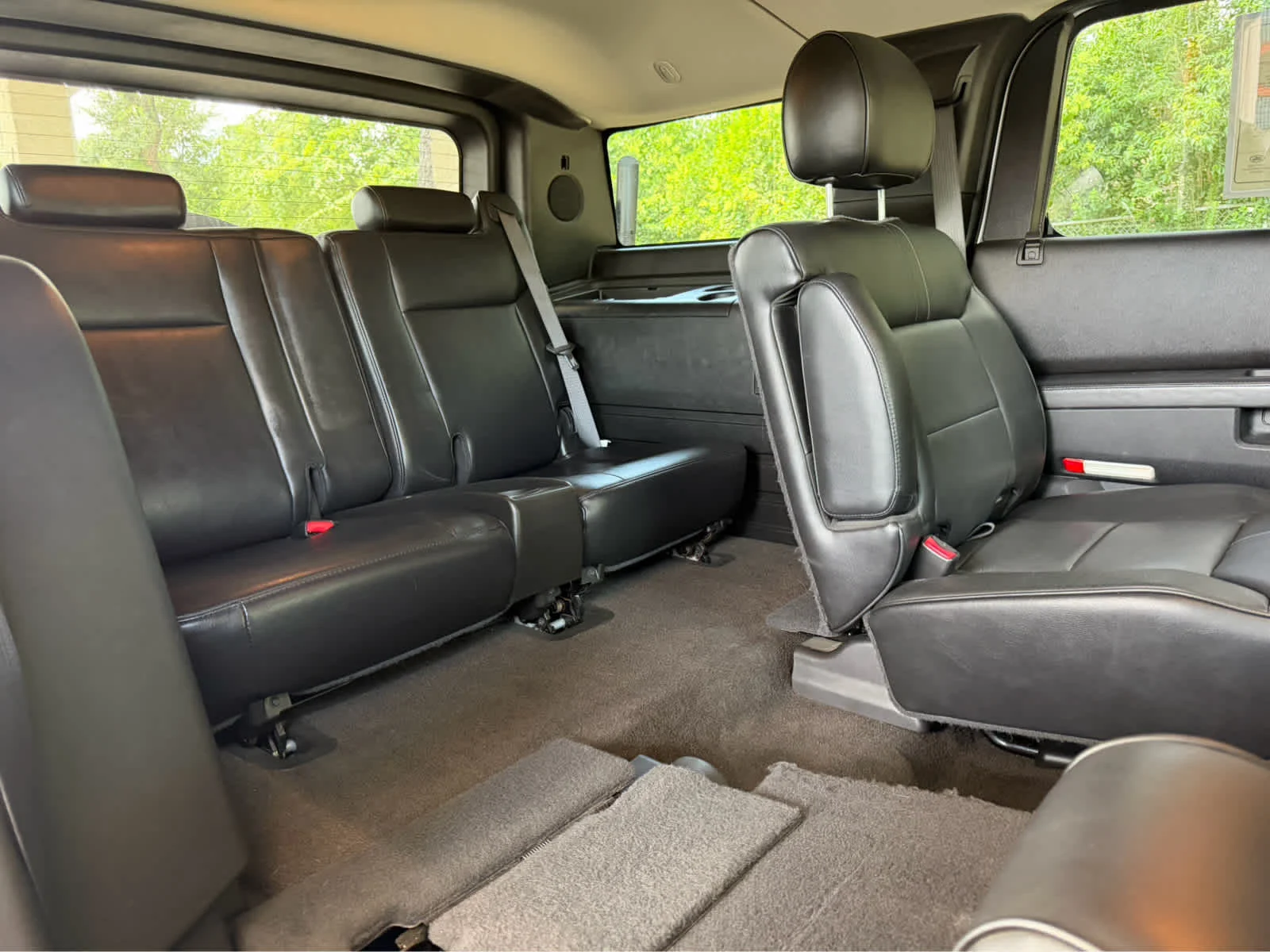 Used 2009 Silver Ice Metallic HUMMER SUV Luxury image 15