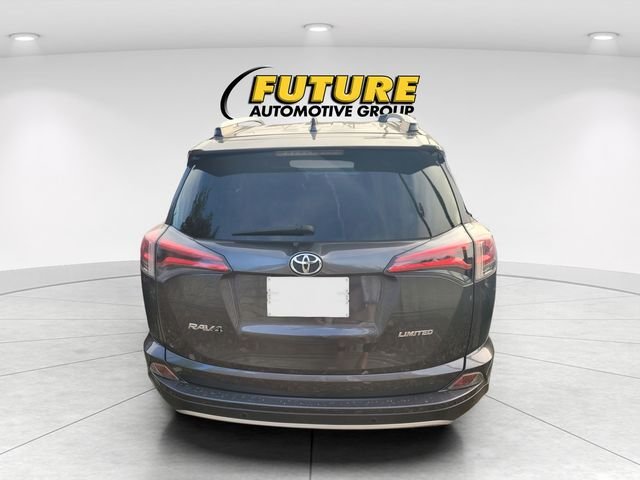 Used 2016 Gray Toyota Limited image 4