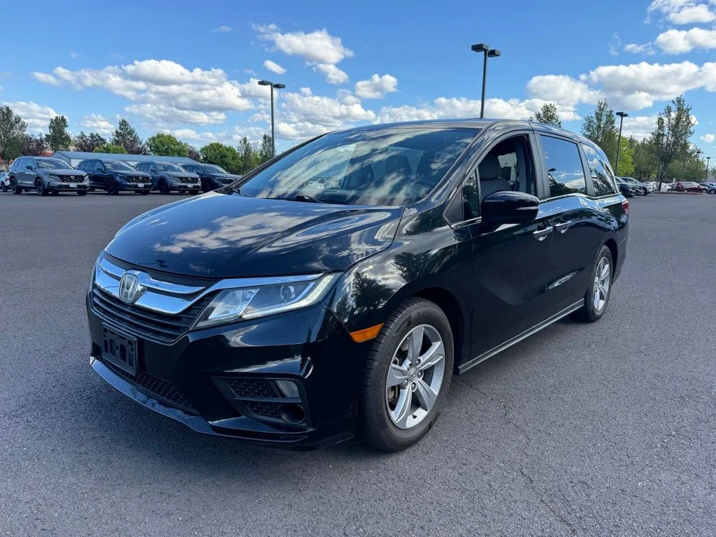 Used 2018 Crystal Black Pearl Honda EX-L image 3
