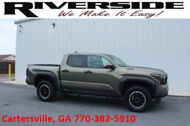 Used 2025 BROWN Toyota  image 1