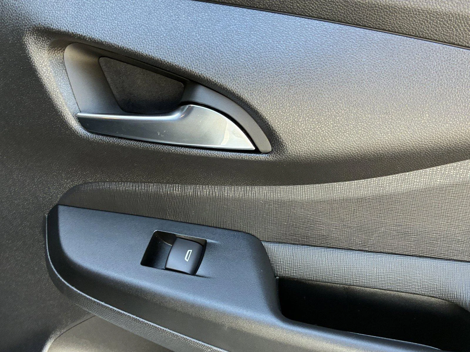 Used 2025 Summit White Buick Sport Touring image 13
