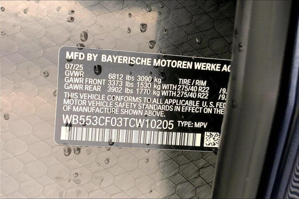 New 2026 Tanzanite Blue II Metallic BMW xDrive60 image 10
