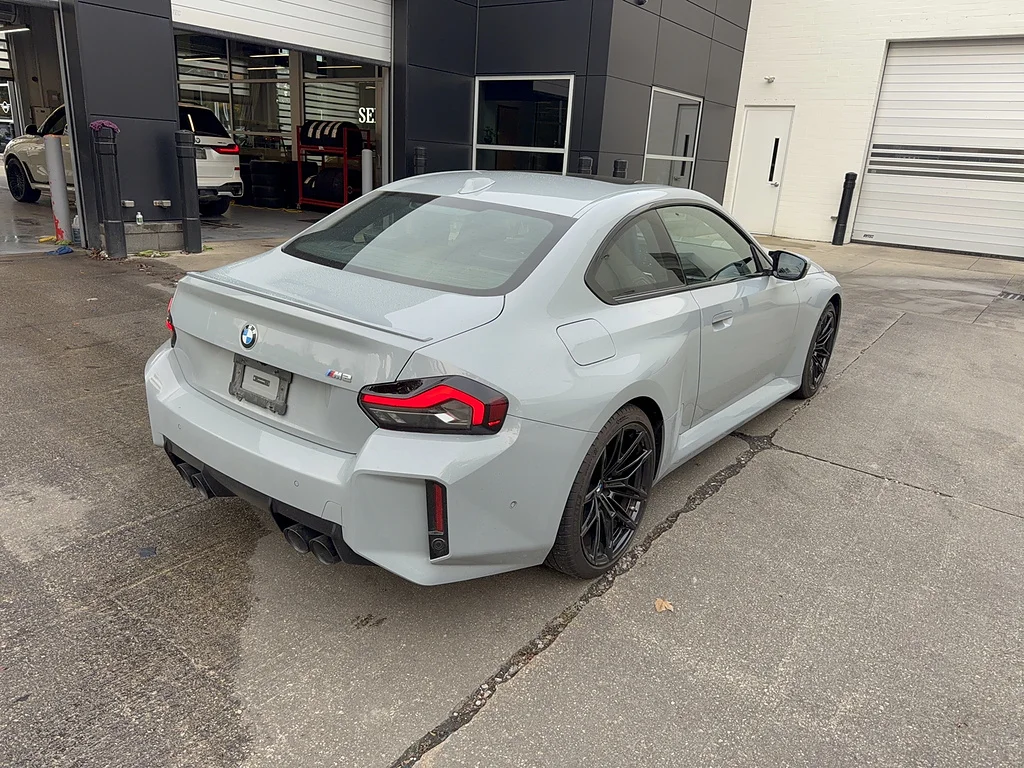 Used 2024 Brooklyn Grey Metallic BMW Base image 3