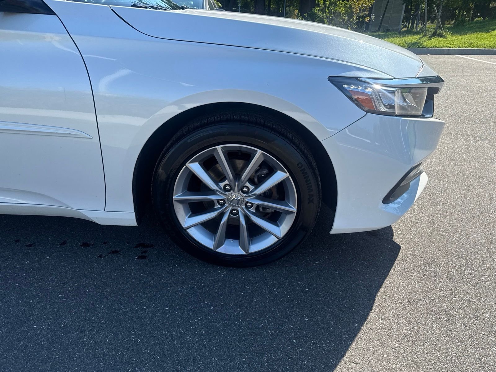 Used 2021 White Honda LX image 9