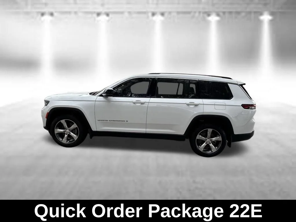 Certified Used 2022 White Jeep Limited image 4