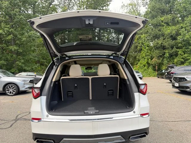 New 2026 White Acura  image 38