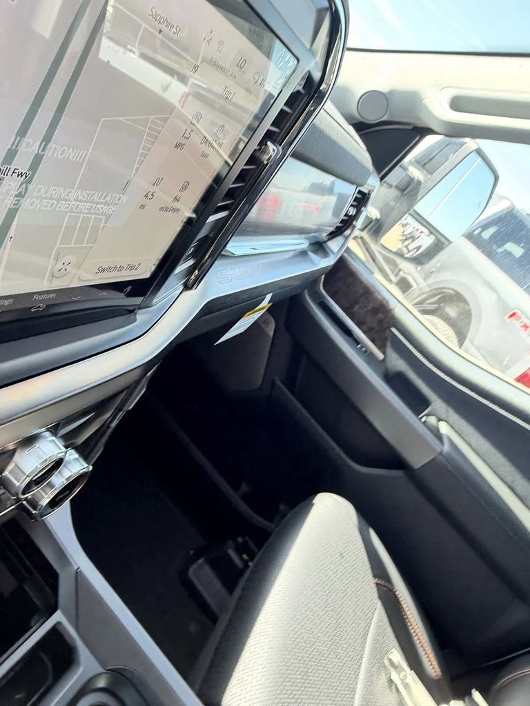 New 2026 Star White Metallic Tri-Coat Ford F-250® Lariat® image 30