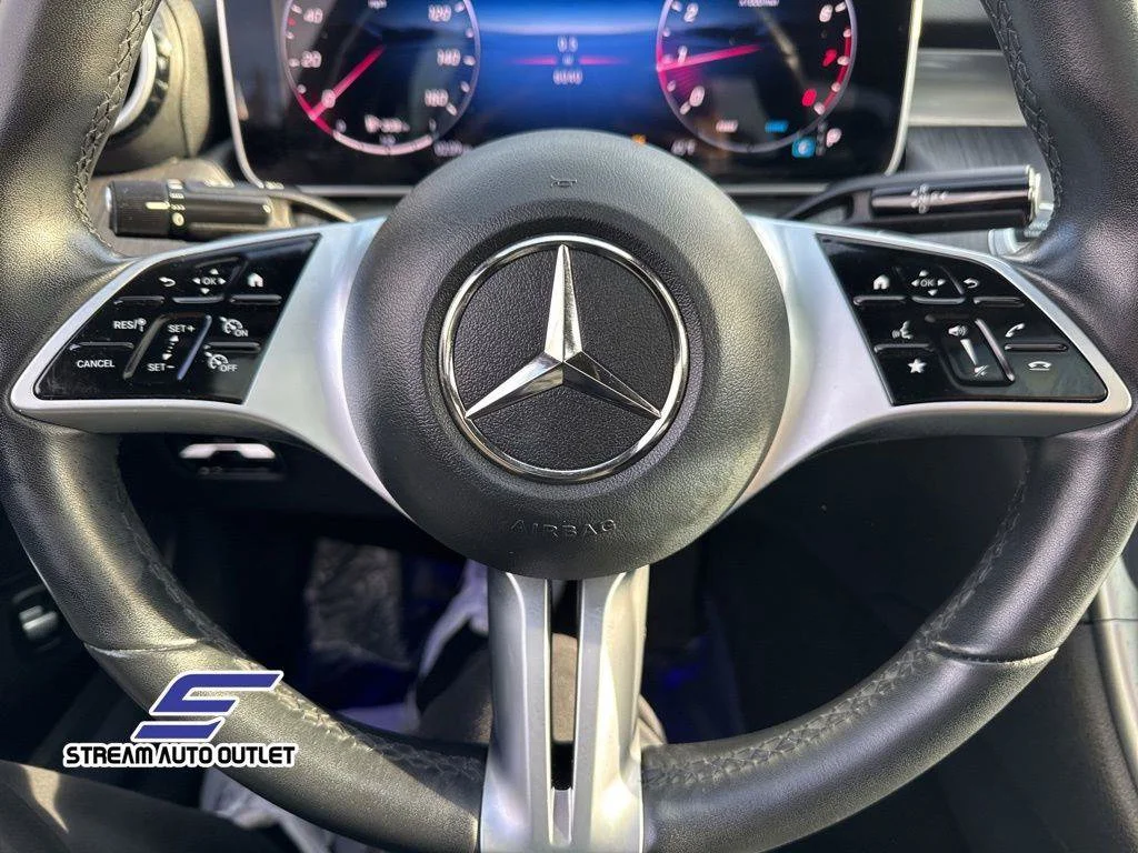 Used 2025 Black Mercedes-Benz C 300 image 23