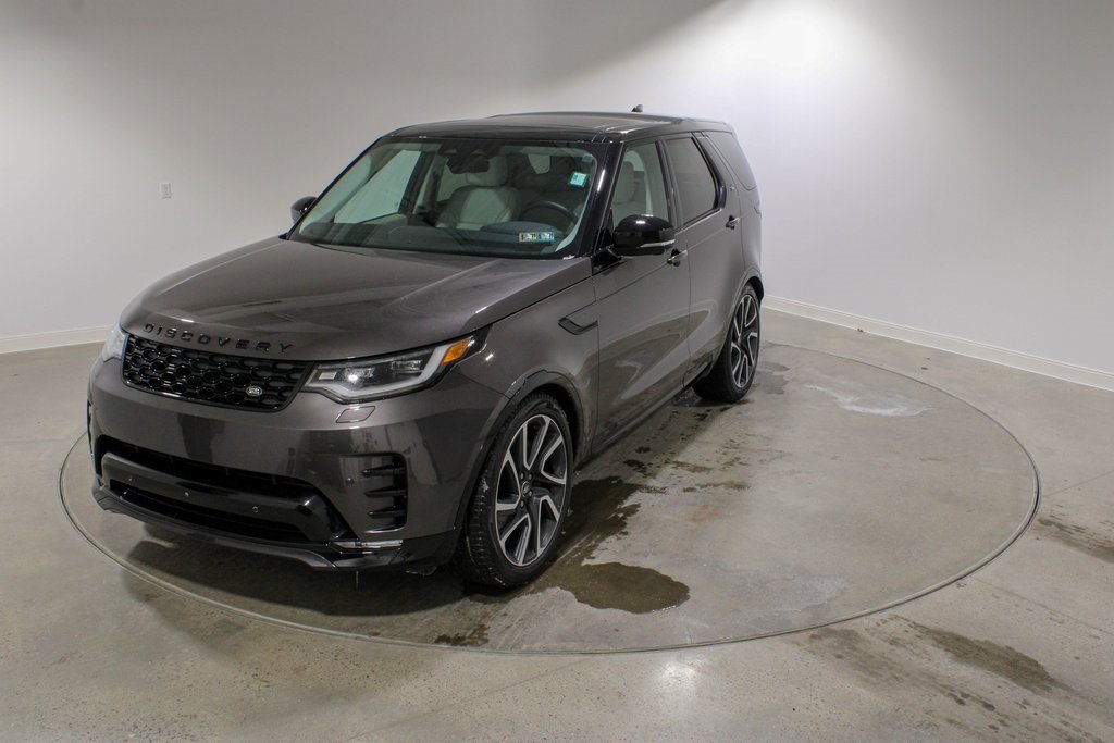 2025 Land Rover Discovery Dynamic SE