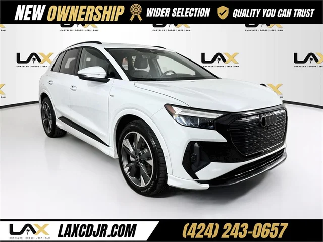 2024 Audi Q4 e-tron Premium Plus