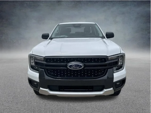 New 2026 Oxford White Ford XLT image 2