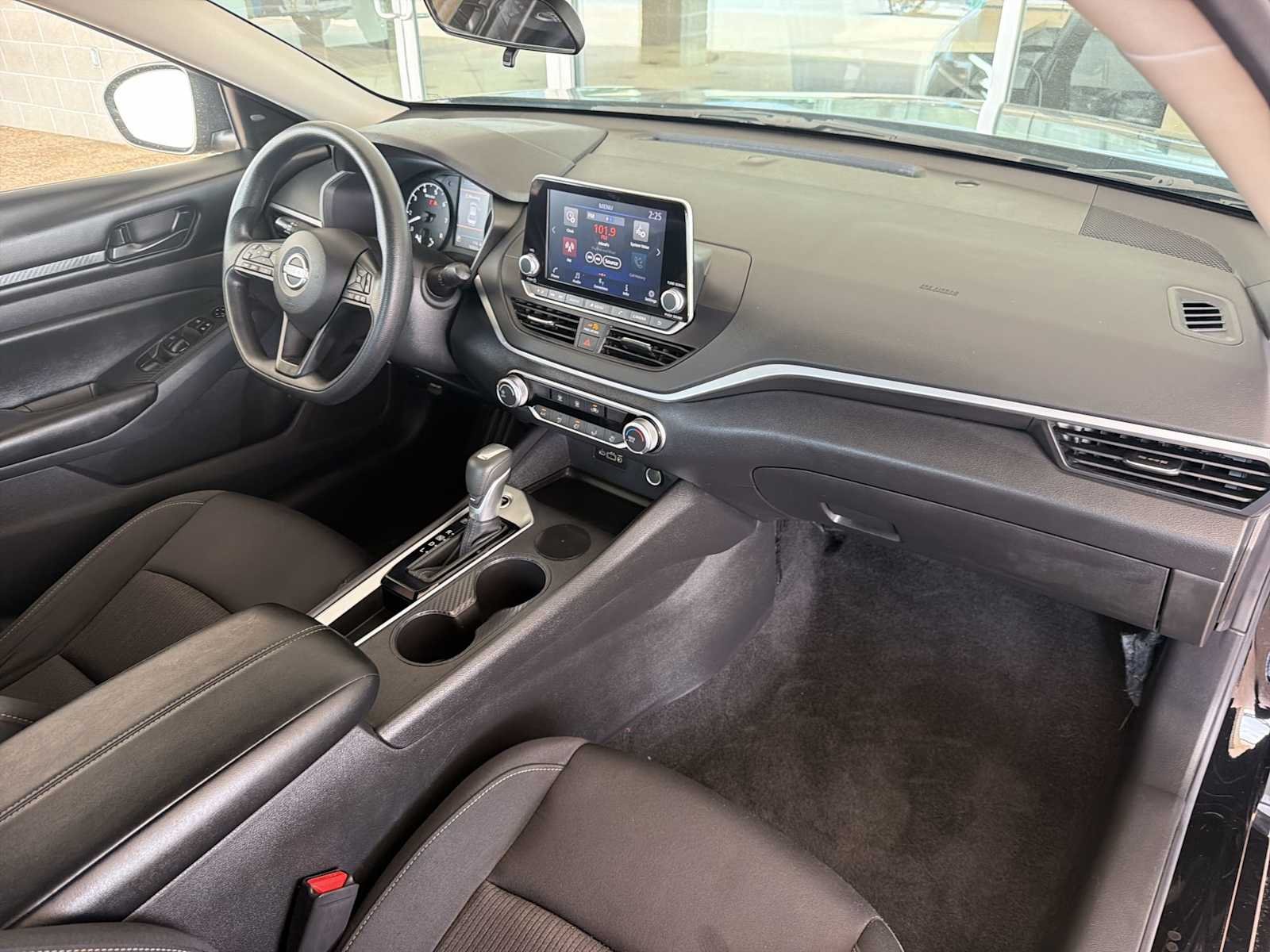 Used 2025 Super Black Nissan S image 29