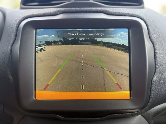 2023 Jeep Renegade Trailhawk - Photo 6