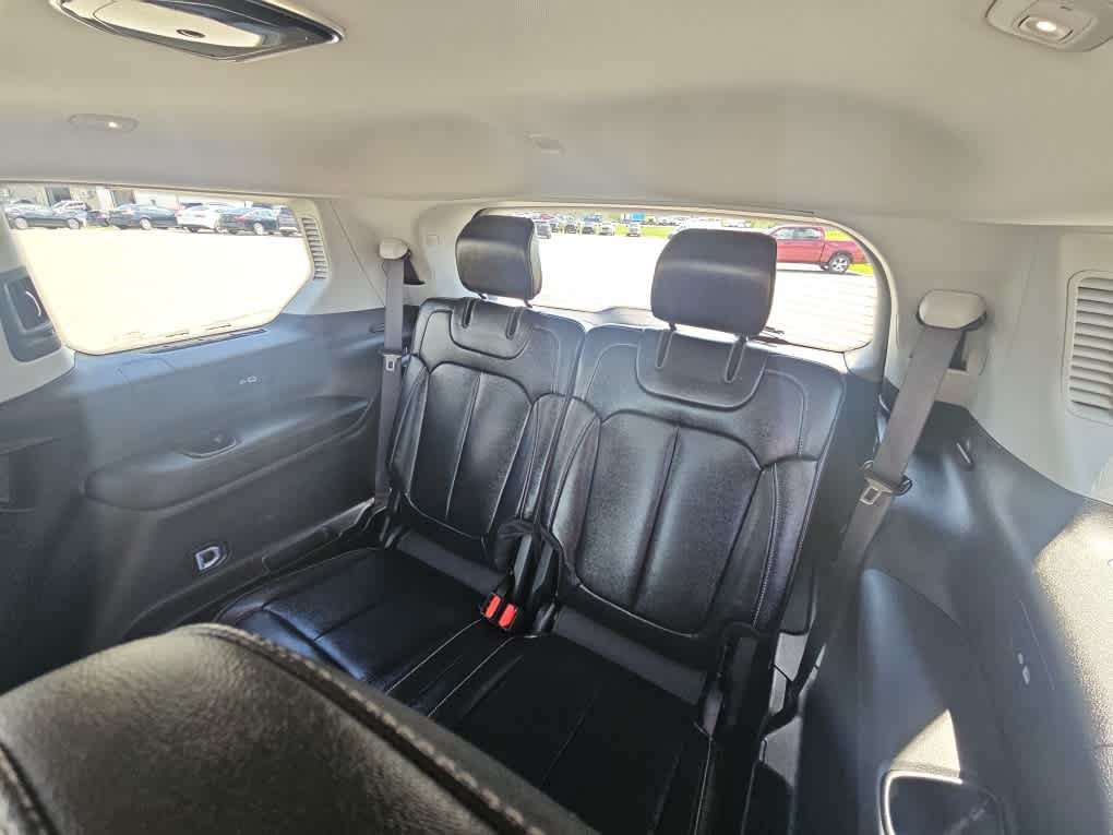 Used 2023 Silver Zynith Jeep Limited image 13