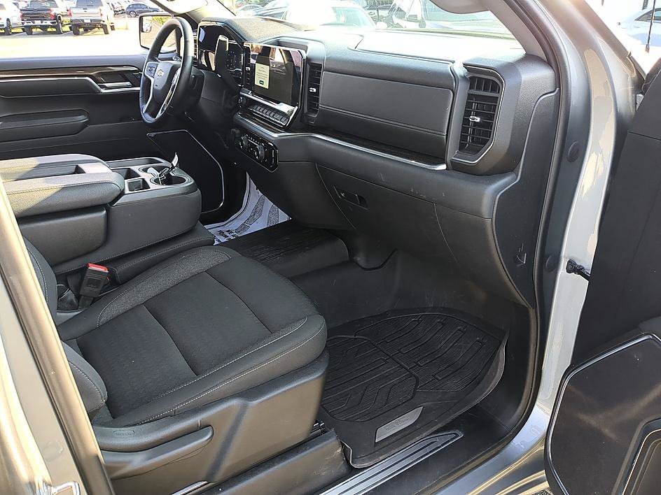 Used 2023 Sterling Gray Metallic Chevrolet LT image 35