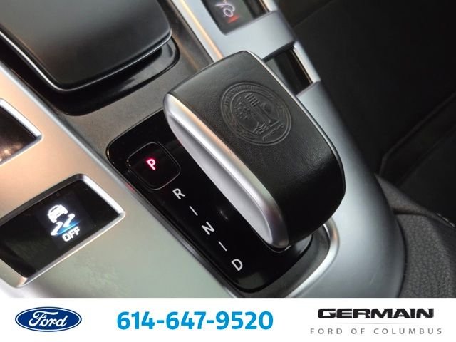 Used 2019  Mercedes-Benz Base image 27