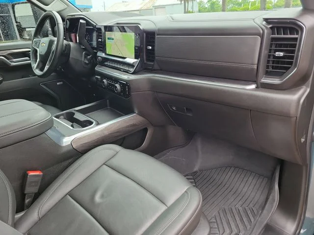 Used 2025 Gray Chevrolet LTZ image 18