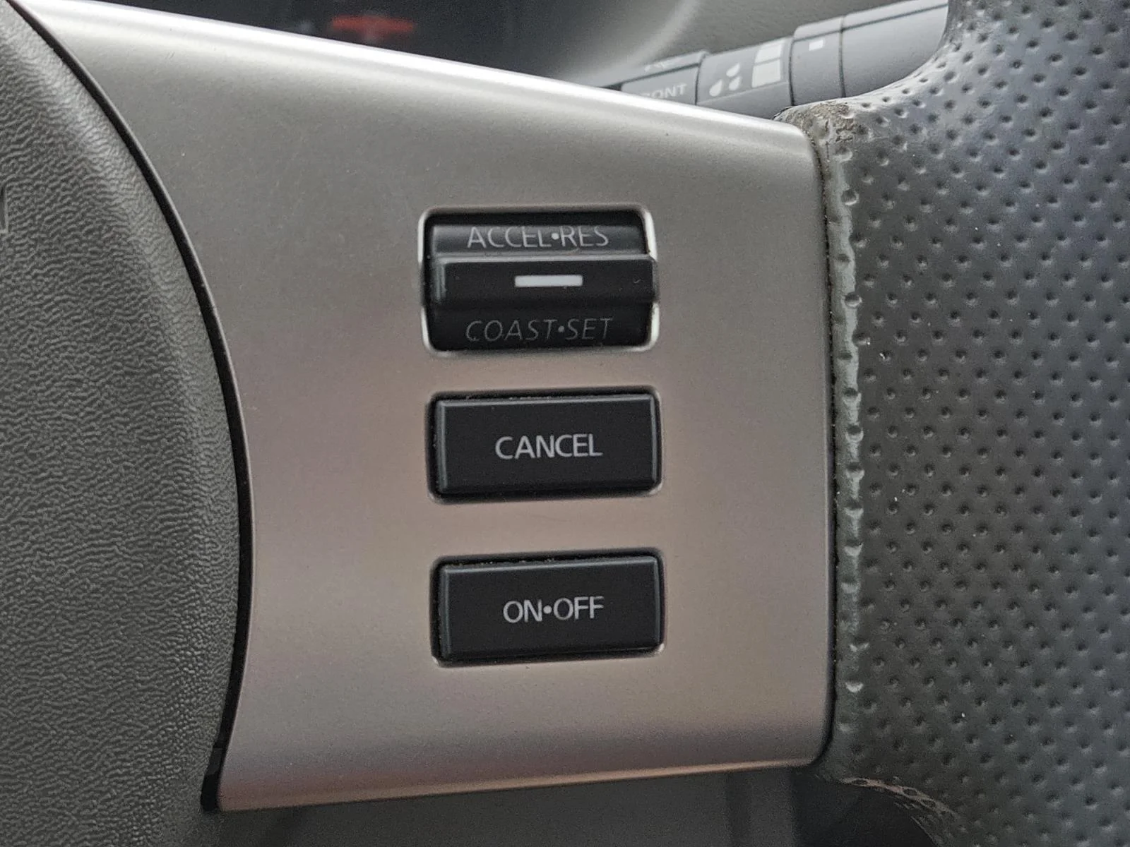 Used 2021 Gray Nissan Crew Cab 4x4 SV Auto image 21