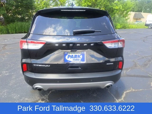 Used 2022 Black Metallic Ford Titanium image 7