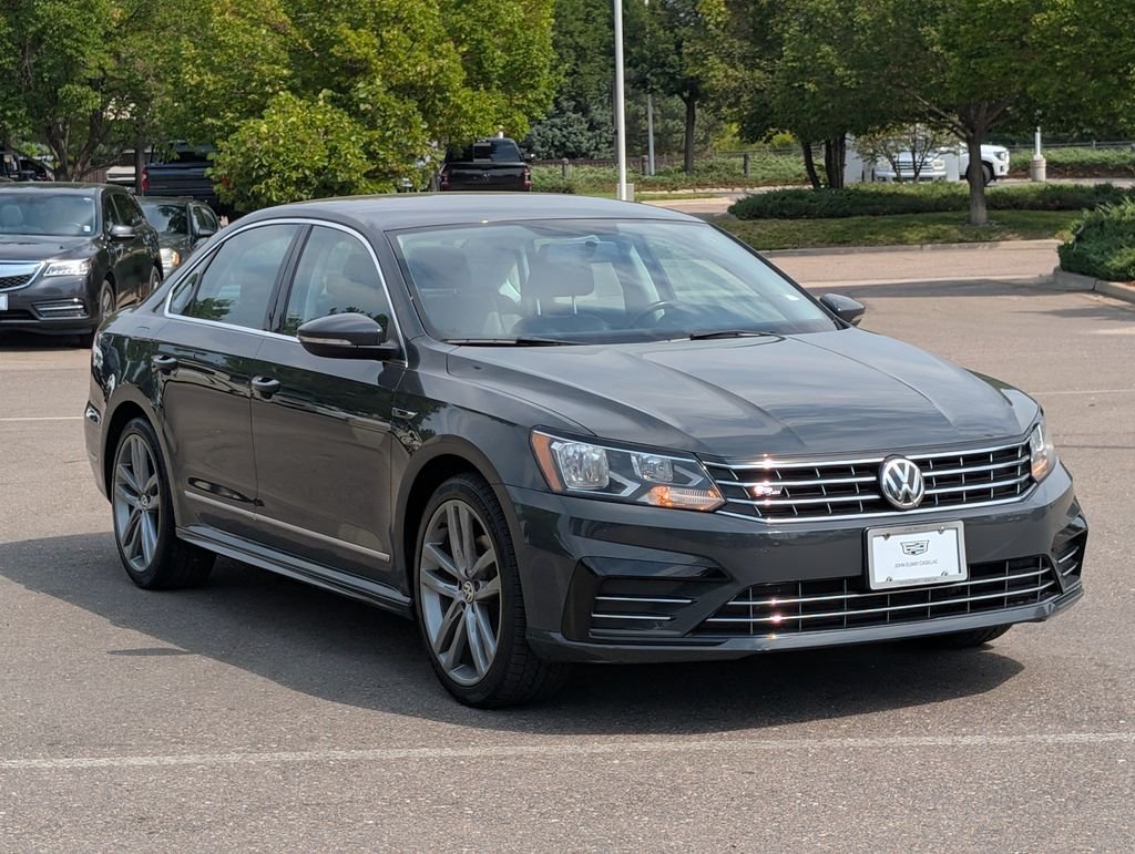 Used 2017 Gray Volkswagen 1.8T R-Line image 8