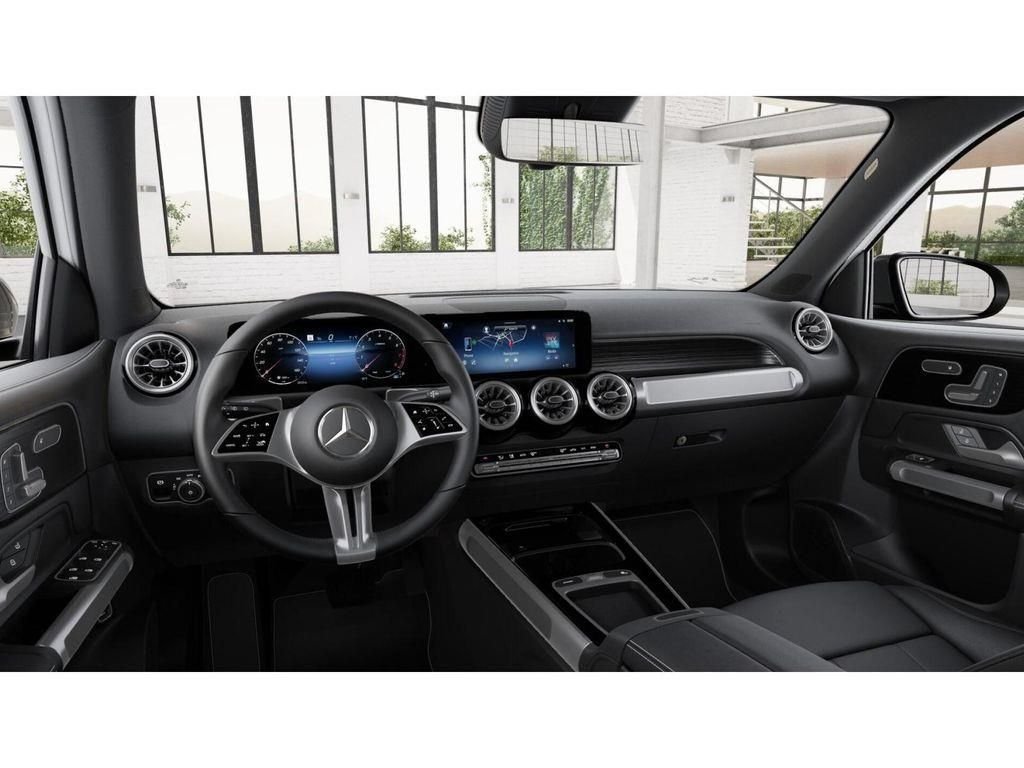 New 2026 Polar White Mercedes-Benz GLB 250 image 3