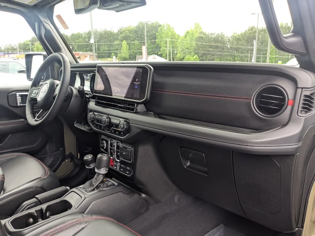 Used 2025 41 Jeep Rubicon X image 27