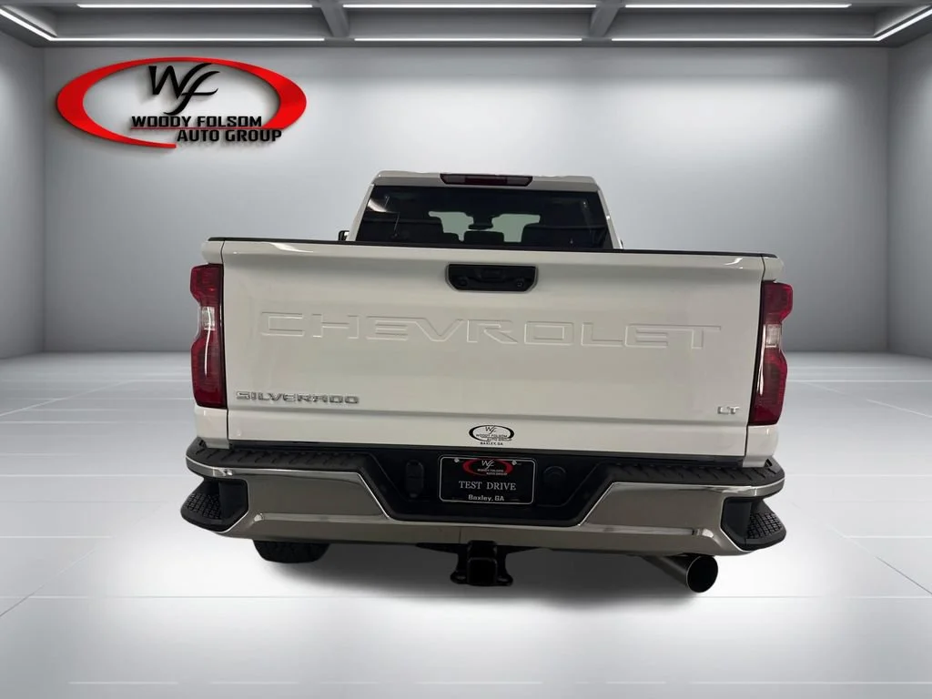 New 2026 Summit White Chevrolet LT image 7