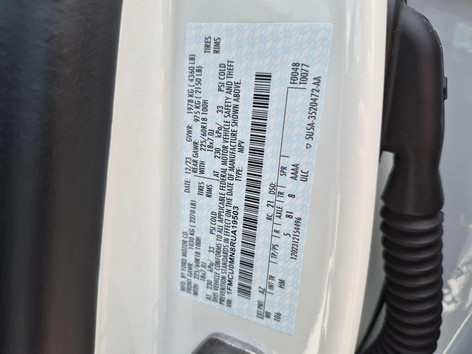 Used 2024 Star White Metallic Tri-Coat Ford ST-Line image 42