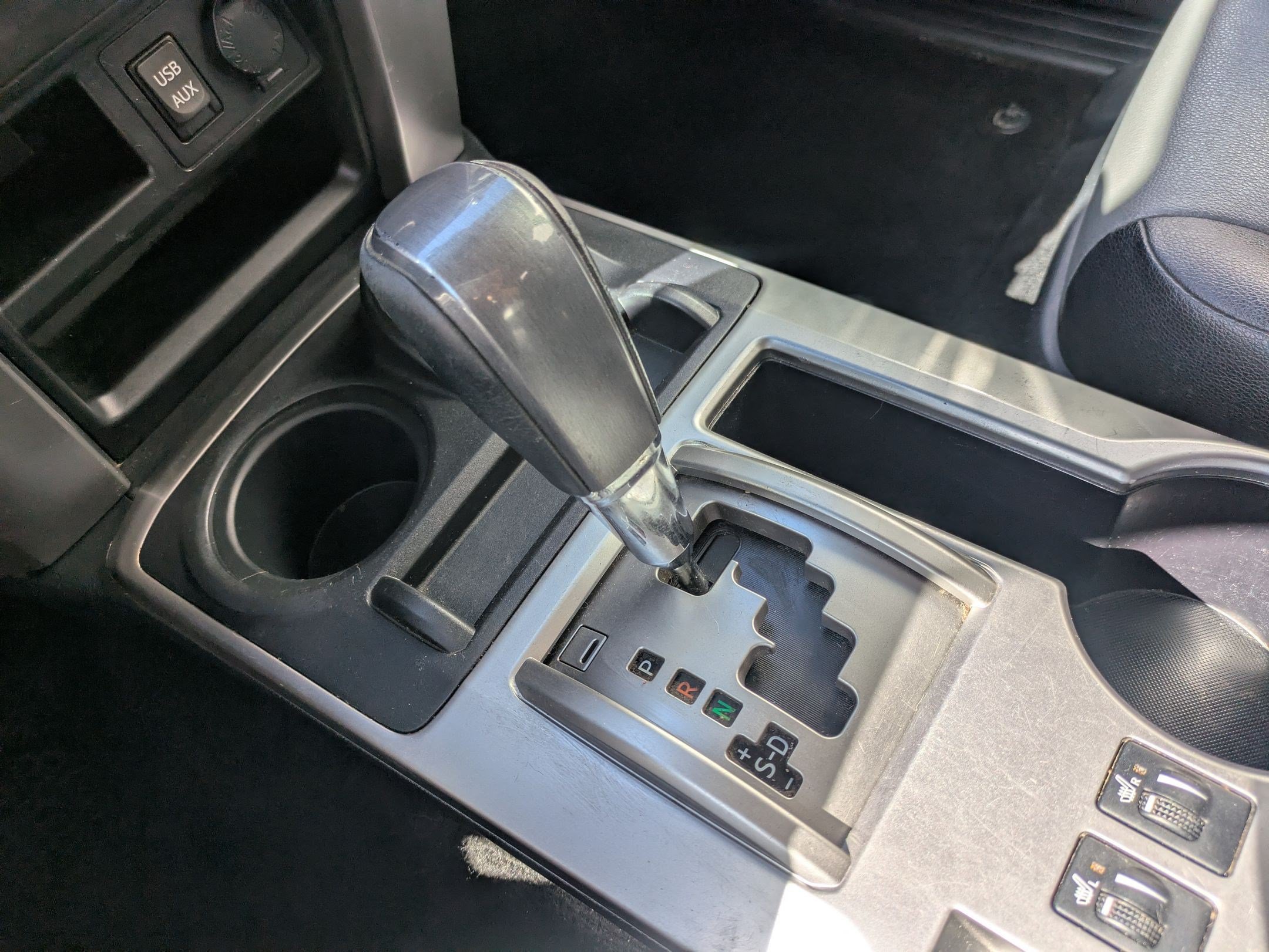 Used 2018 Magnetic Gray Metallic Toyota SR5 image 26
