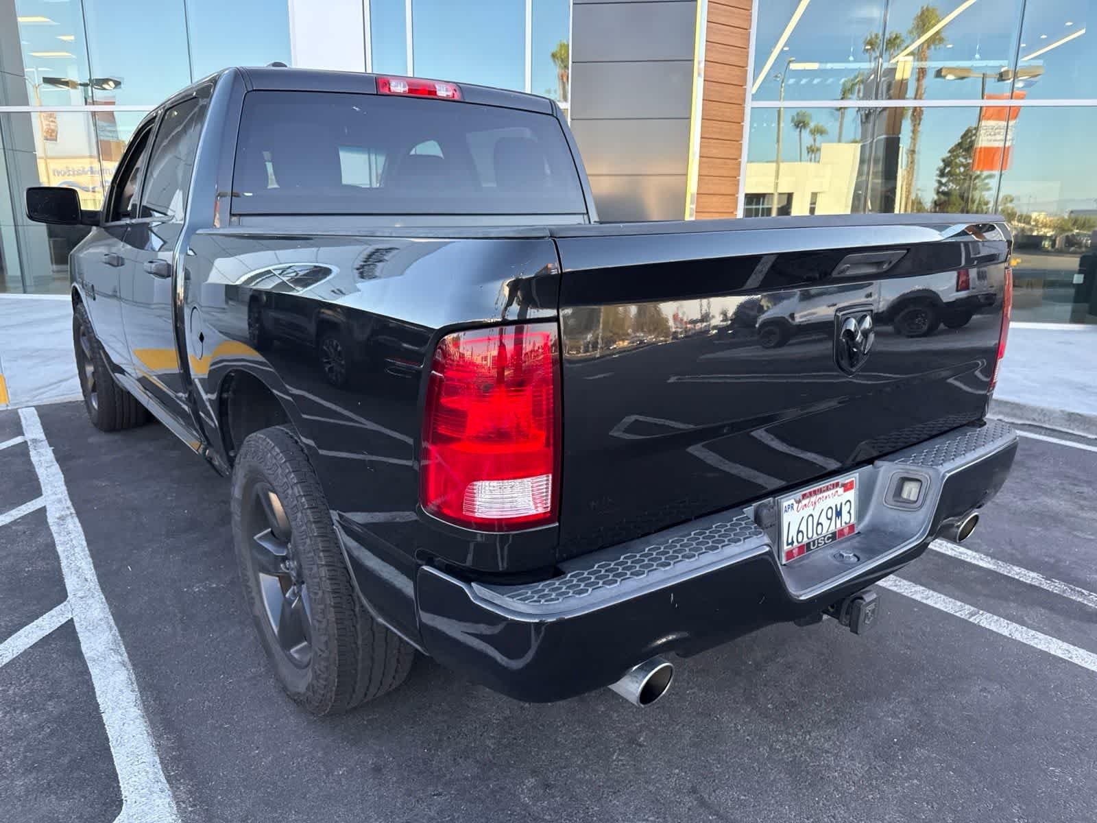 Used 2017 Brilliant Black Crystal Pearlcoat Ram Express image 14