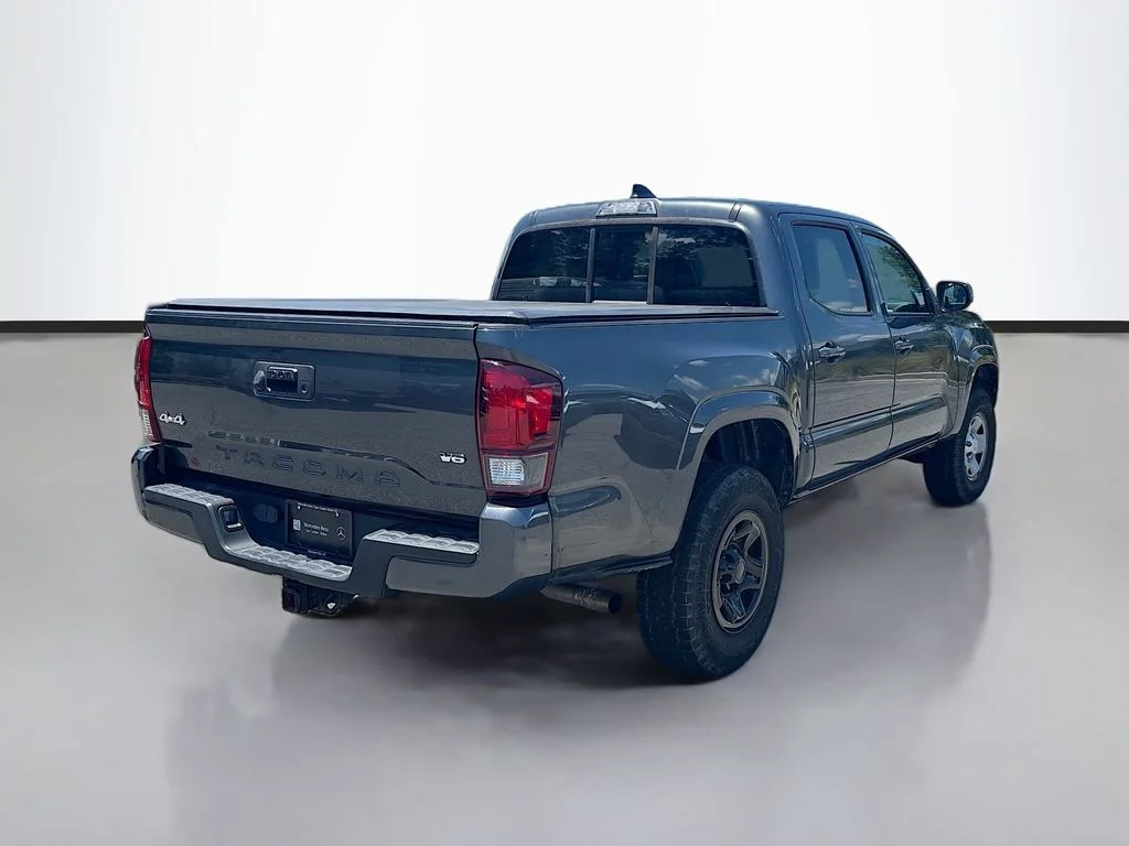 Used 2022 Gray Toyota SR image 6